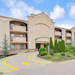 Travelodge By Wyndham Parsippany